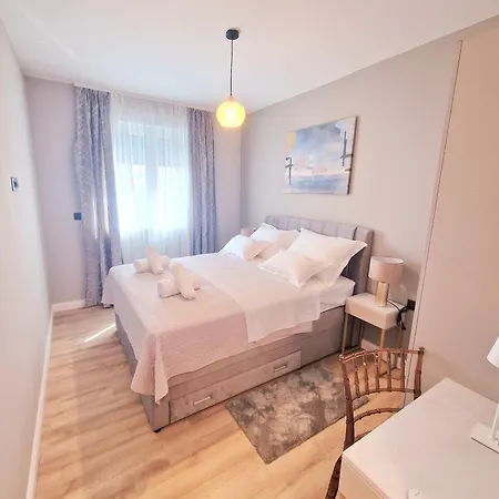 Lumino Villa