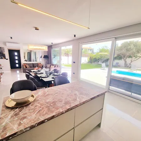 빌라 Lumino 무르테르