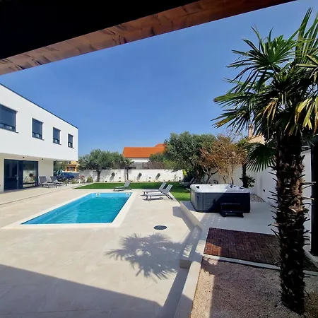 Villa Lumino